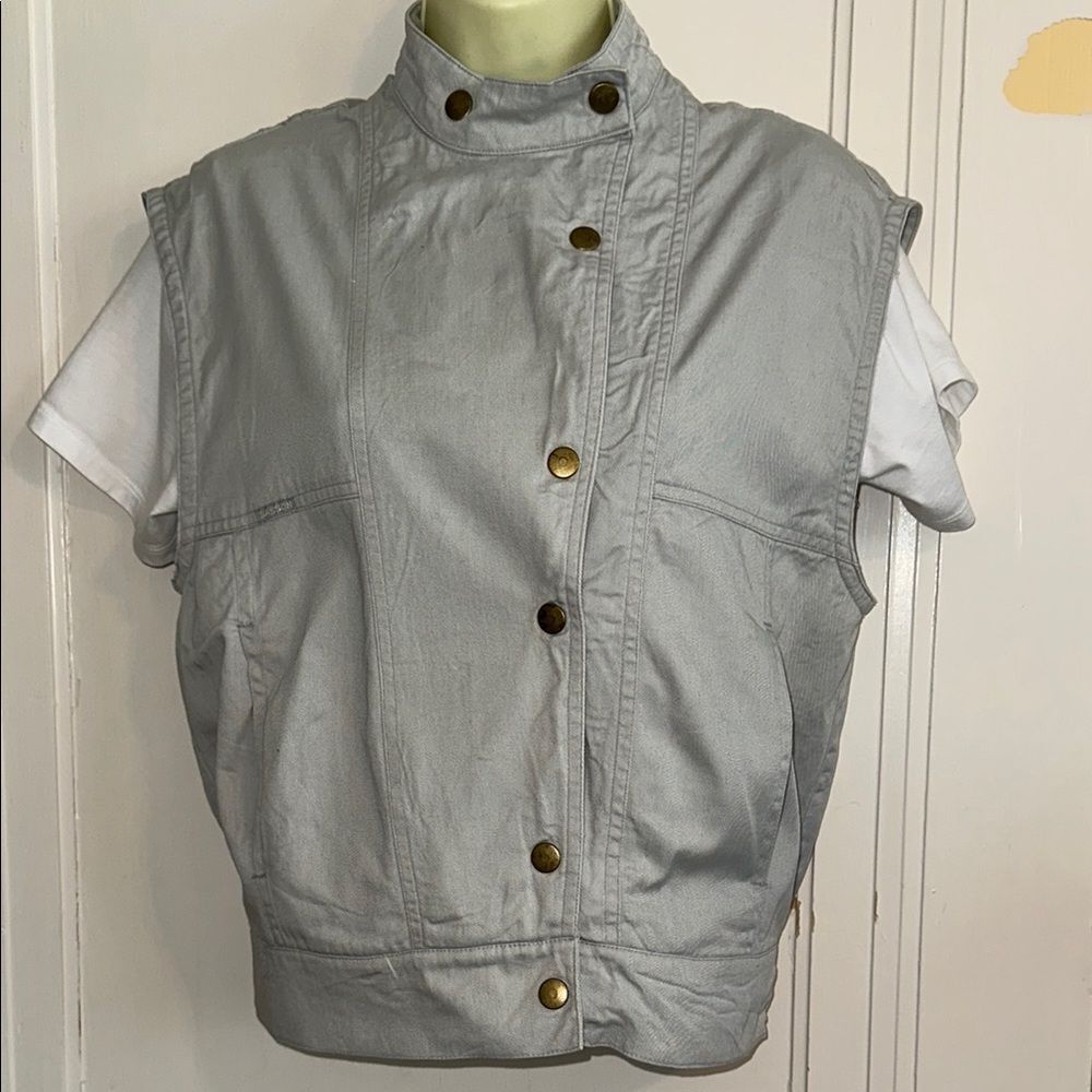Vintage 80s Sasson Military Camp Light Gray Sleeveless Snap Up Cotton Denim Vest